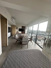 loft 3 personas, alberca gym y parking cerca de andares