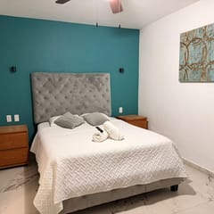 Habitación a 1 cuadra de la gran plaza