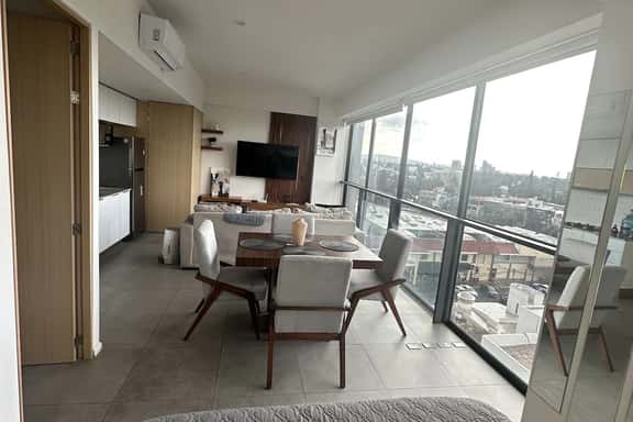 loft 3 personas, alberca gym y parking cerca de andares - Imagen 1