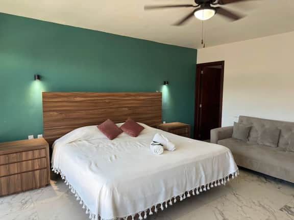 Habitación a 1 cuadra de la gran plaza - Image 4