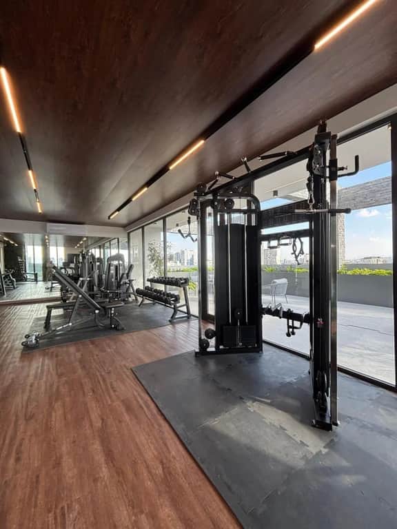 Depto 4 person Alberca Gym Cowork Estacionamiento - Image 2