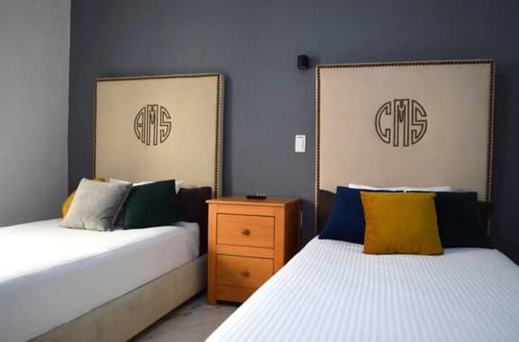 Habitación a 1 cuadra de la gran plaza - Image 1
